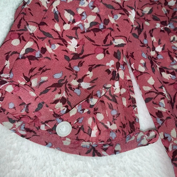 Simply styled ruffled neck blouse size L. NWT - Picture 7 of 8